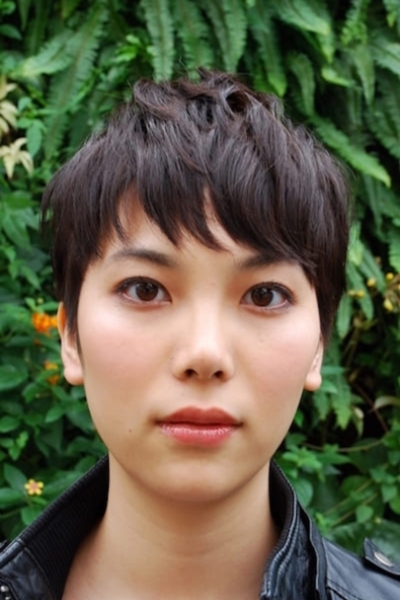 レディース 柔かなカール魅力を引出す上品なショート